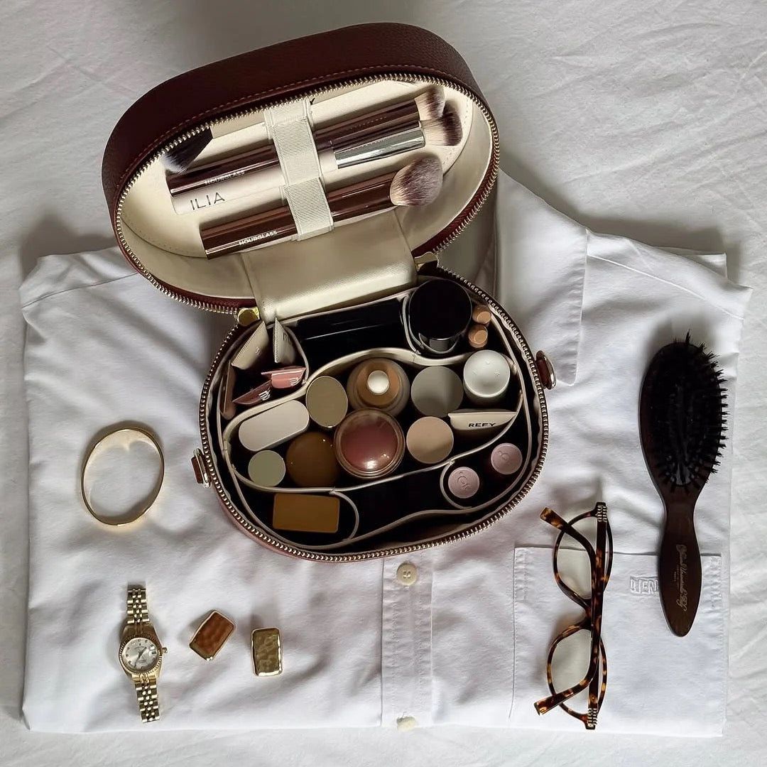 Eloise Oval Case